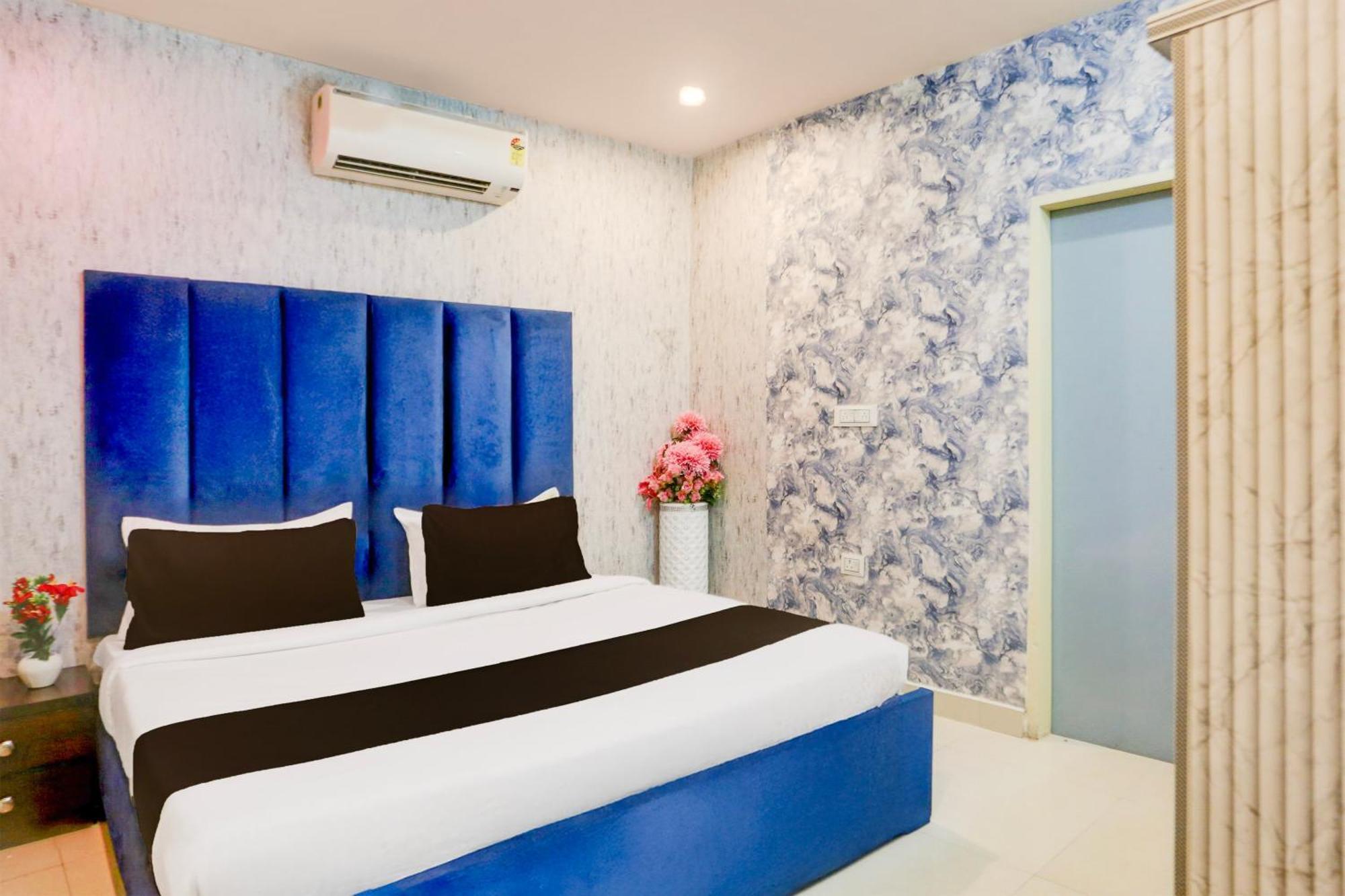 Super Collection O Roop Vihar Rohtak Formerly Hotel Maha Extérieur photo